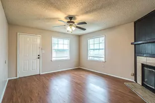 509 S Hastings St, Irving, TX 75060 - Photo 9