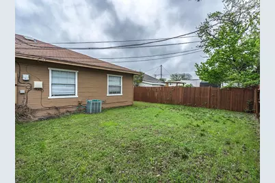 509 S Hastings Street, Irving, TX 75060 - Photo 23