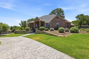 2010 Woodland Hills Ln, Weatherford, TX 76087 - Photo 3