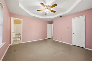 409 29th St, Grand Prairie, TX 75050 - Photo 11