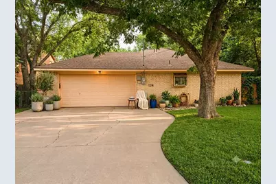 409 29th Street, Grand Prairie, TX 75050 - Photo 3