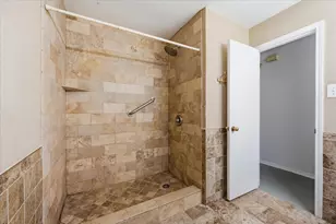 409 29th St, Grand Prairie, TX 75050 - Photo 23