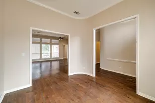 2817 Newburyport Ave, Garland, TX 75044 - Photo 5