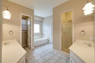 2817 Newburyport Ave, Garland, TX 75044 - Photo 33