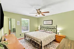 601 E Avenue F, Midlothian, TX 76065 - Photo 9