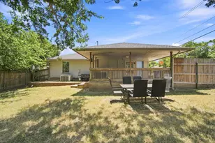 601 E Avenue F, Midlothian, TX 76065 - Photo 19