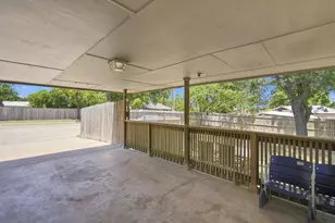 601 E Avenue F, Midlothian, TX 76065 - Photo 21
