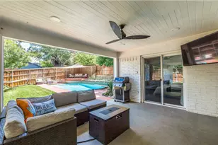 9805 Estate Ln, Dallas, TX 75238 - Photo 31