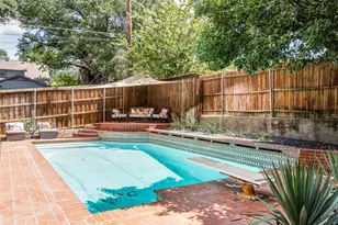 9805 Estate Ln, Dallas, TX 75238 - Photo 35