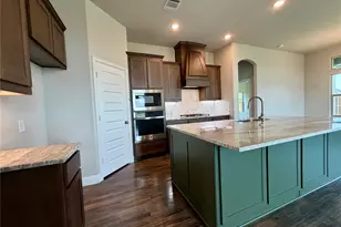345 Penley Pl, Greenville, TX 75401 - Photo 13