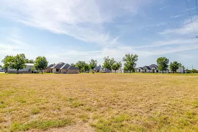 5001 Piper Drive, Granbury, TX 76049 - Photo 7