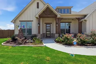 101 Howling Ct, Godley, TX 76044 - Photo 3