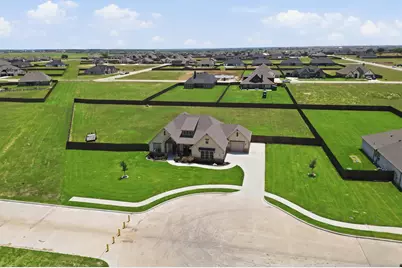 101 Howling Court, Godley, TX 76044 - Photo 33