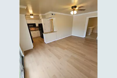 6033 Sandhurst Lane #D, Dallas, TX 75206 - Photo 9
