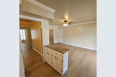 6033 Sandhurst Lane #D, Dallas, TX 75206 - Photo 17