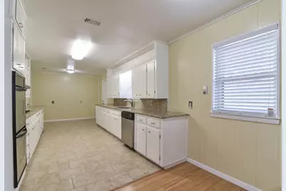 7233 Overhill Road, Fort Worth, TX 76116 - Photo 13