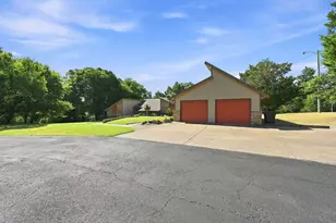 3840 Mockingbird Ln, Midlothian, TX 76065 - Photo 3
