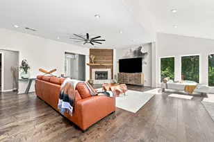 3840 Mockingbird Ln, Midlothian, TX 76065 - Photo 11