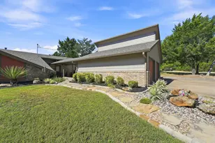 3840 Mockingbird Ln, Midlothian, TX 76065 - Photo 9