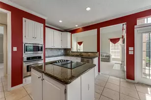 3809 Rockbrook Dr, Carrollton, TX 75007 - Photo 13