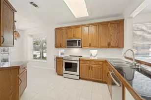 7086 Richmond Dr, Frisco, TX 75035 - Photo 9