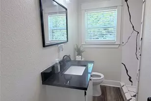 1512 Lexington St, Waco, TX 76711 - Photo 9