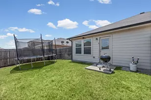 1612 Ambercrest Dr, Lancaster, TX 75146 - Photo 21