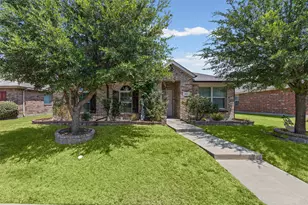 1612 Ambercrest Dr, Lancaster, TX 75146 - Photo 1