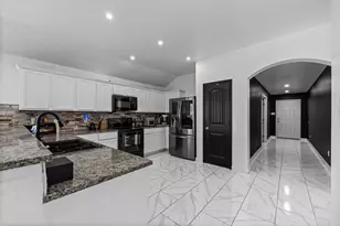 1612 Ambercrest Dr, Lancaster, TX 75146 - Photo 1