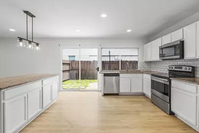 1824 Chamberlain Drive, Carrollton, TX 75007 - Photo 11