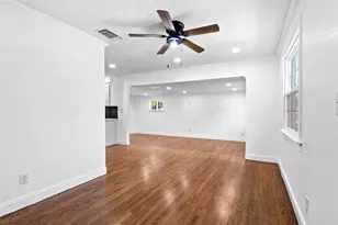 1100 E Bowie St, Fort Worth, TX 76104 - Photo 7