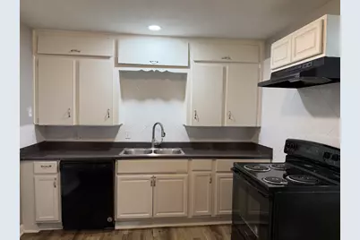 2500 Normont Circle, Fort Worth, TX 76103 - Photo 5