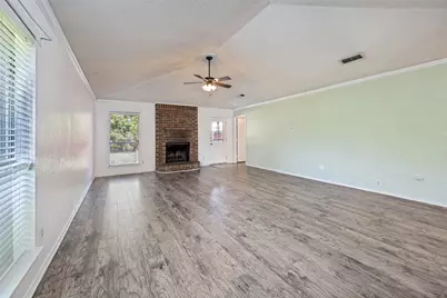 9008 Topperwind Court, Fort Worth, TX 76134 - Photo 5