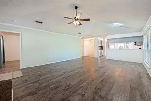 9008 Topperwind Ct, Fort Worth, TX 76134 - Photo 7