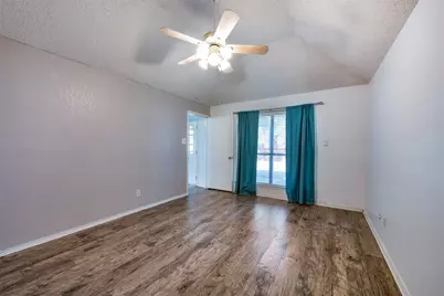 9008 Topperwind Court, Fort Worth, TX 76134 - Photo 11