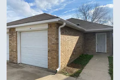 1816 Bessie Street, Fort Worth, TX 76104 - Photo 1