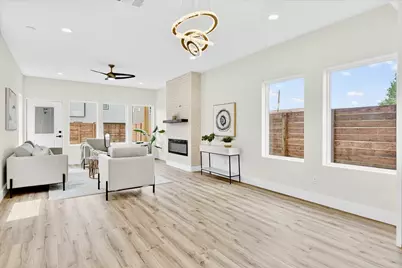 2505 Pennsylvania Avenue, Dallas, TX 75215 - Photo 5