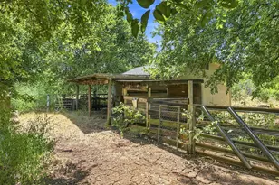 304 Primrose Ln, Sherman, TX 75092 - Photo 29