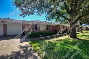 1124 Harrison Ln, Hurst, TX 76053 - Photo 1
