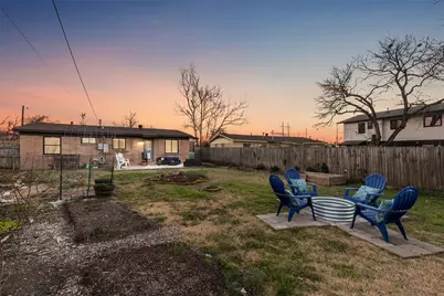 10811 Mandalay Drive, Dallas, TX 75228 - Photo 17