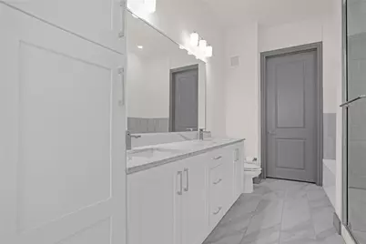 2700 Old Denton Road #2225, Carrollton, TX 75007 - Photo 9