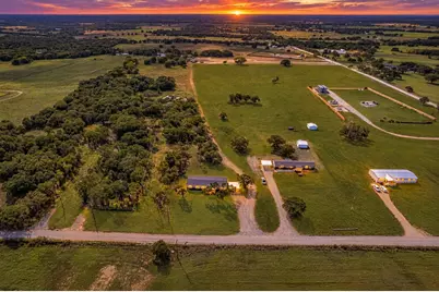 242 Huddleston Road, Sunset, TX 76270 - Photo 25