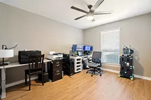 1654 Clarendon Dr, Lewisville, TX 75067 - Photo 7