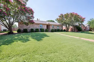 1654 Clarendon Dr, Lewisville, TX 75067 - Photo 1