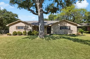 505 Caduceus Ln, Hurst, TX 76053 - Photo 1