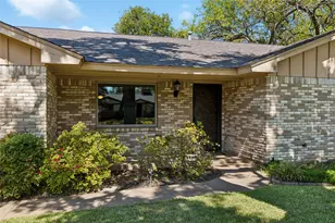 505 Caduceus Ln, Hurst, TX 76053 - Photo 3