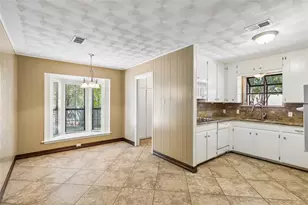 505 Caduceus Ln, Hurst, TX 76053 - Photo 11
