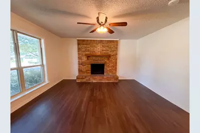 1406 Tad Street, Ennis, TX 75119 - Photo 3