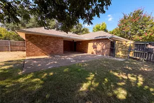 1406 Tad St, Ennis, TX 75119 - Photo 5