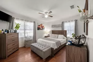 1704 Joyce St, Arlington, TX 76010 - Photo 3